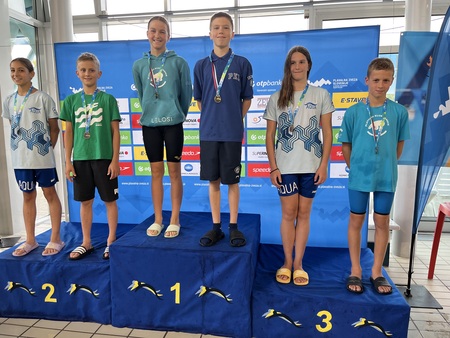 Mladi Calcitovi plavalci blesteli na državnem prvenstvu v Kranju (4)